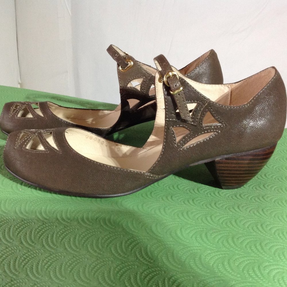 All Black brand, brown leather low heel size 10